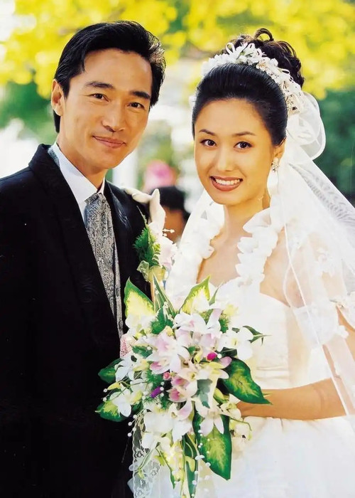 Постер: 보고 또 보고